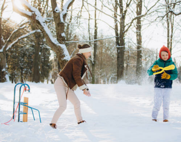 Зимові ігри для дітей на вулиці ідеї та поради
