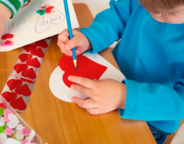 Валентинки своїми руками коли ти дитина — це мило